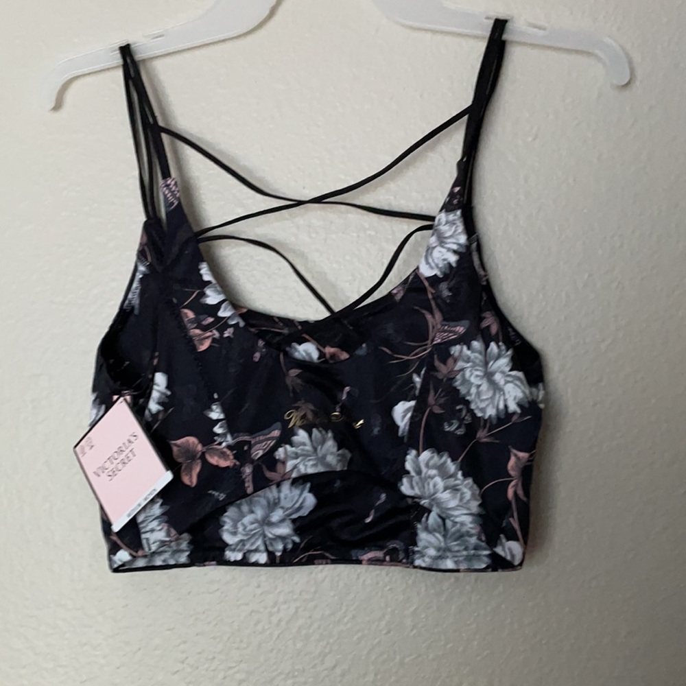 Victoria secret structured top - Picture 2 of 3
